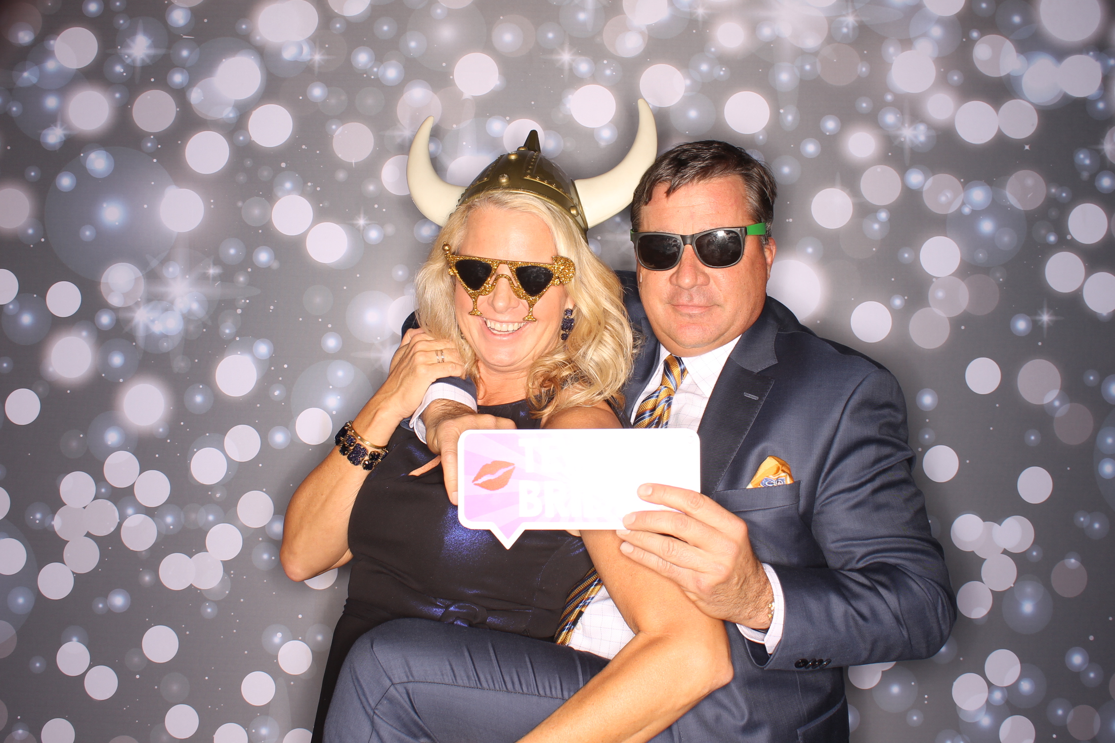 the Jackson's | View more photos from the event at gallery.photoboothcincy.com/u/PhotoBoothCincy/the-Jacksons